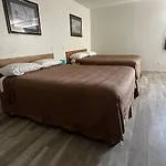 Jolly Roger Hotel